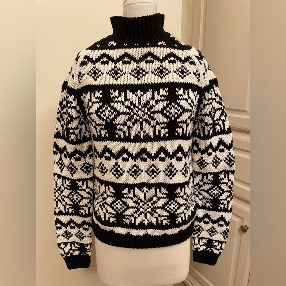 Ann Taylor Winter Turtleneck Sweater- Small